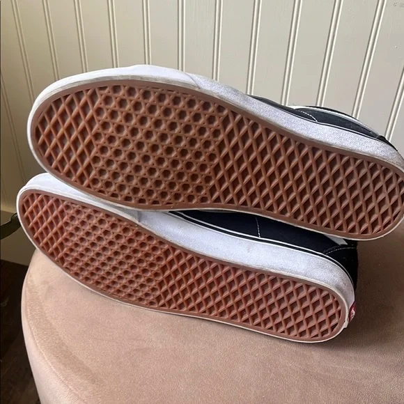 Vans Black and White High-Top Sneakers with Signature Stripe - Picture 7 of 7